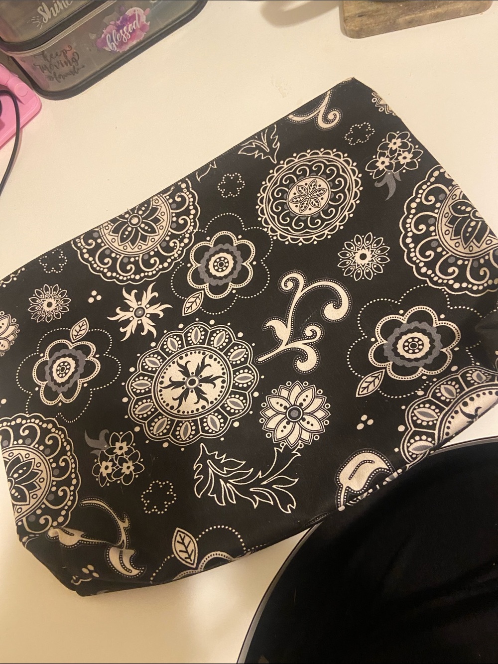 thirty-one Black and White Floral Pouch 10” x 13”